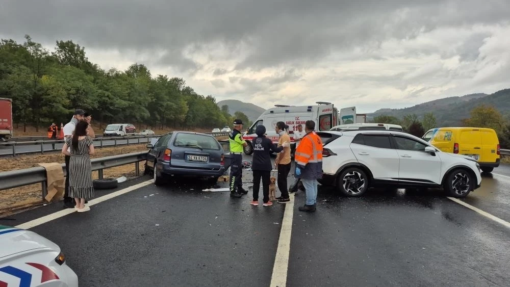 Düzce’de 2025’te kazalarda 11 kişi hayatını kaybetti 2 bin 96 kişi yaralandı
