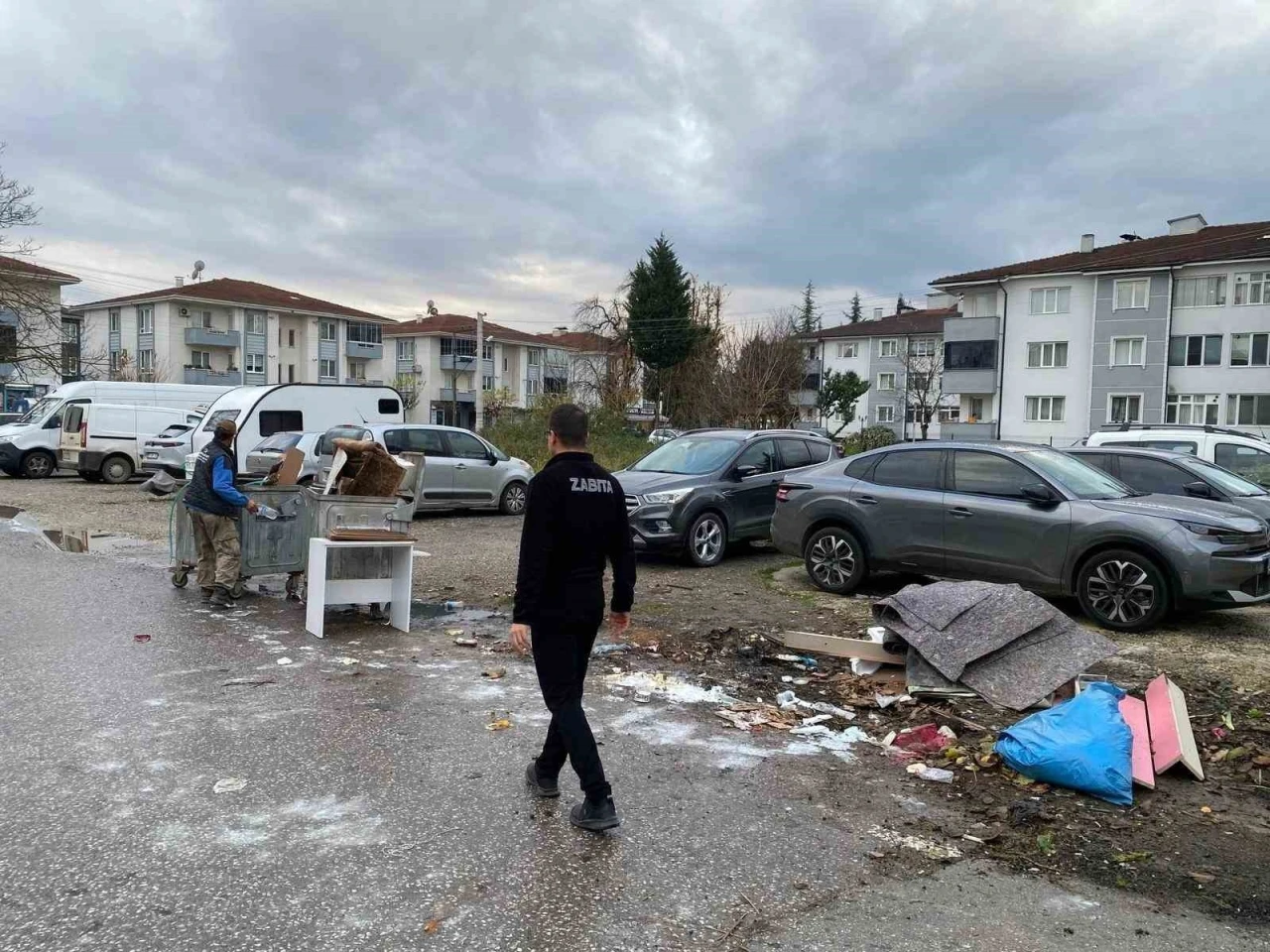 Düzce’de çevreyi kirletene ceza ve temizlik
