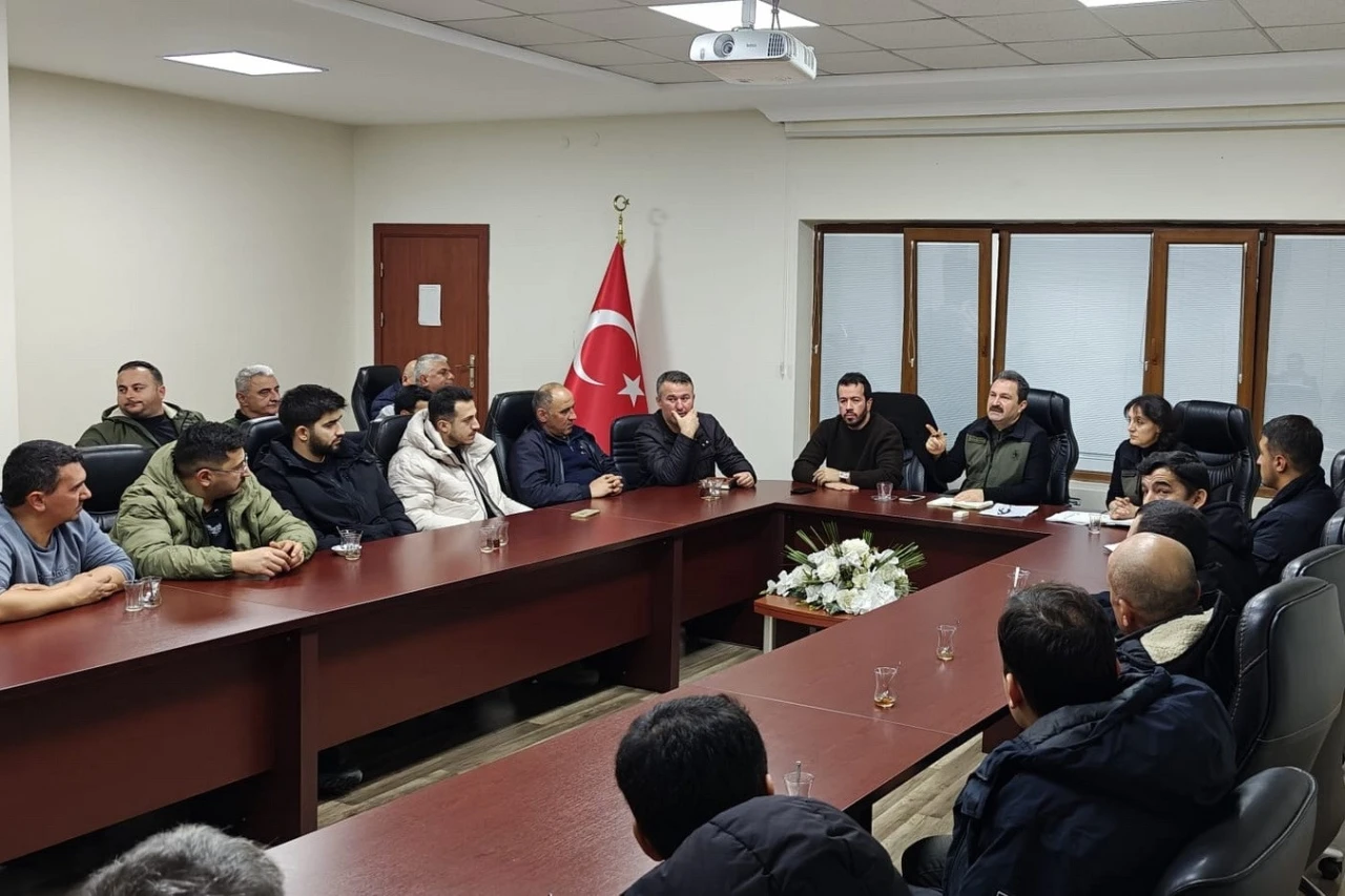 D&uuml;zce&rsquo;de g&ouml;reve yeni başlayan personele eğitim
