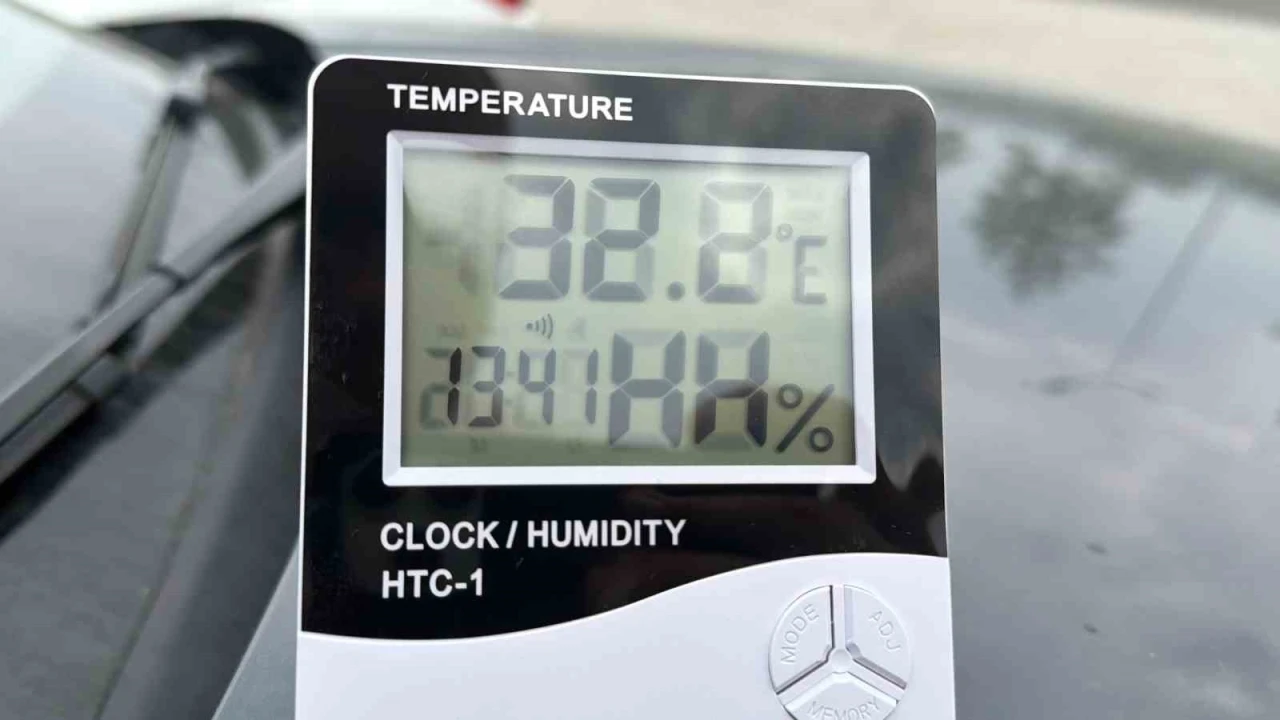 D&uuml;zce&rsquo;de hava şaşırttı: 32 derecede yağmur s&uuml;rprizi
