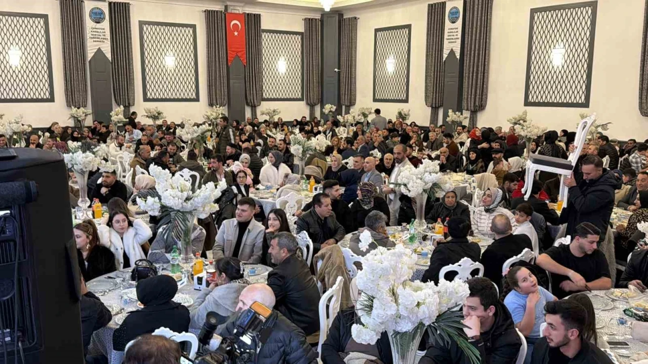 D&uuml;zce&rsquo;de Karslılardan anlamlı kaz gecesi
