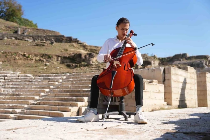D&uuml;zce&rsquo;de sanatın kalbi Konuralp&rsquo;te atıyor
