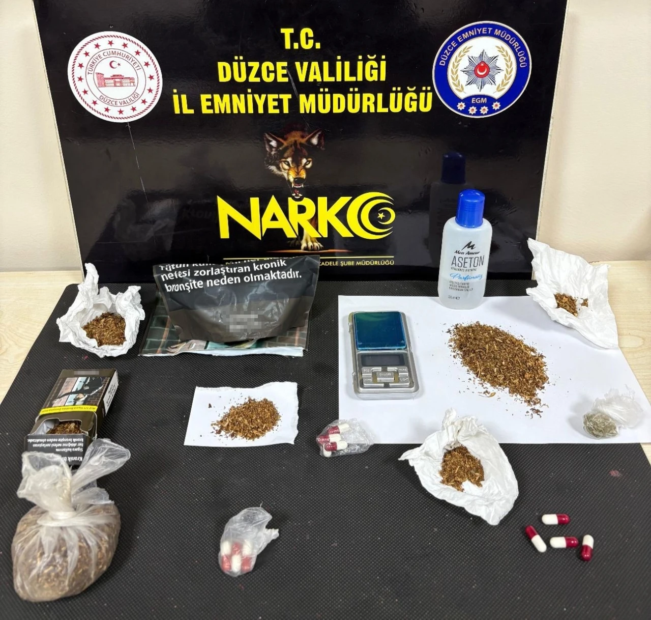 D&uuml;zce&rsquo;de uyuşturucu operasyonunda 3 tutuklama
