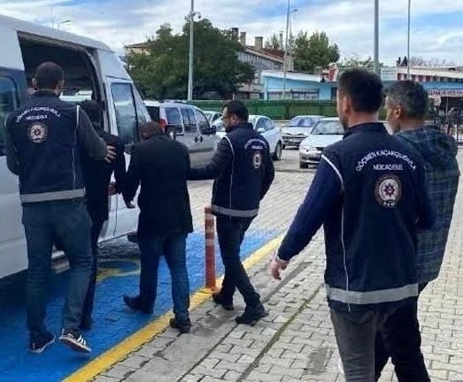 Düzensiz göçmen operasyonu: 6 gözaltı
