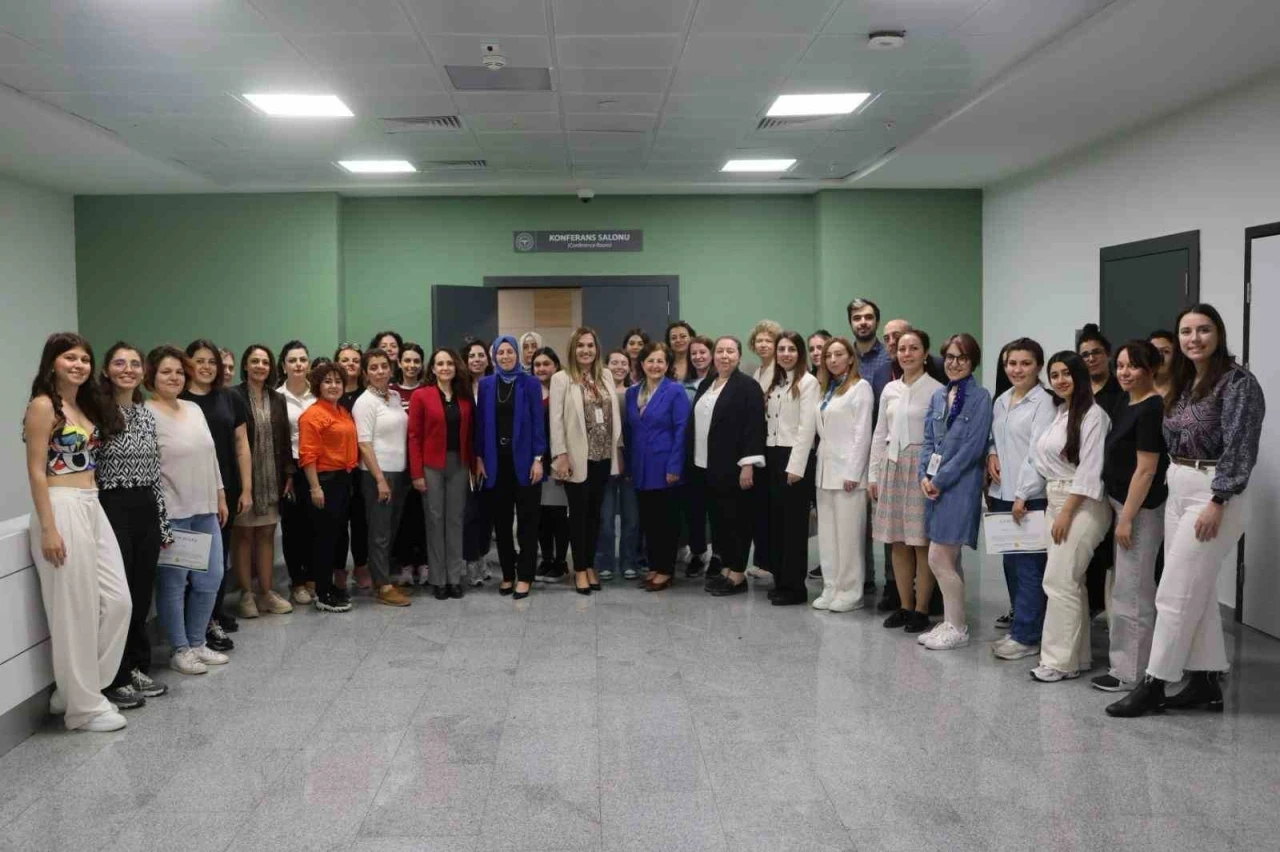 Ebelik eğitimleriyle normal doğum güçleniyor
