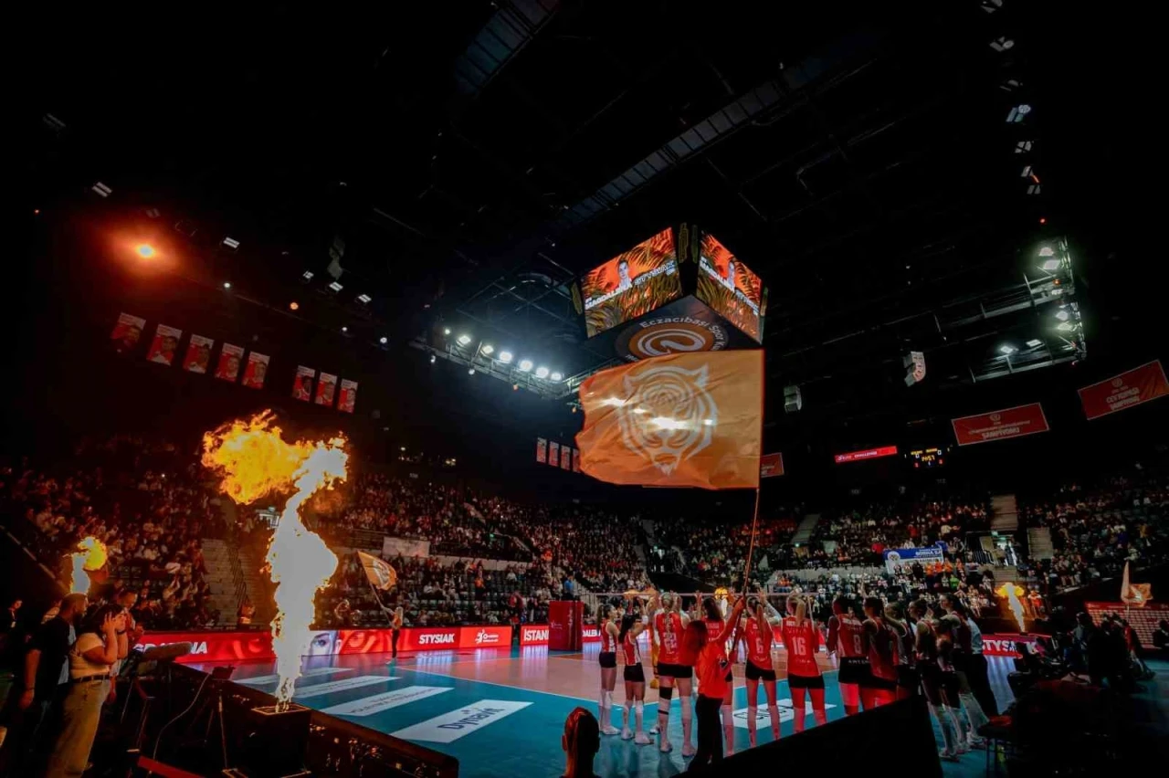Eczacıbaşı&rsquo;nın yeni isim sponsoru Peron İstanbul oldu
