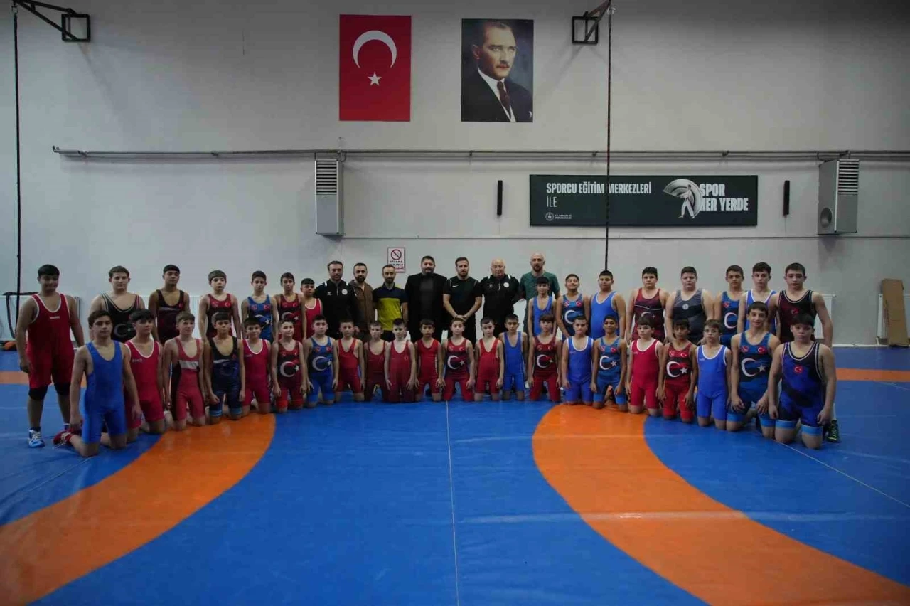 Edirne&rsquo;de ata sporu g&uuml;reşle geleceğin şampiyonları yetişiyor
