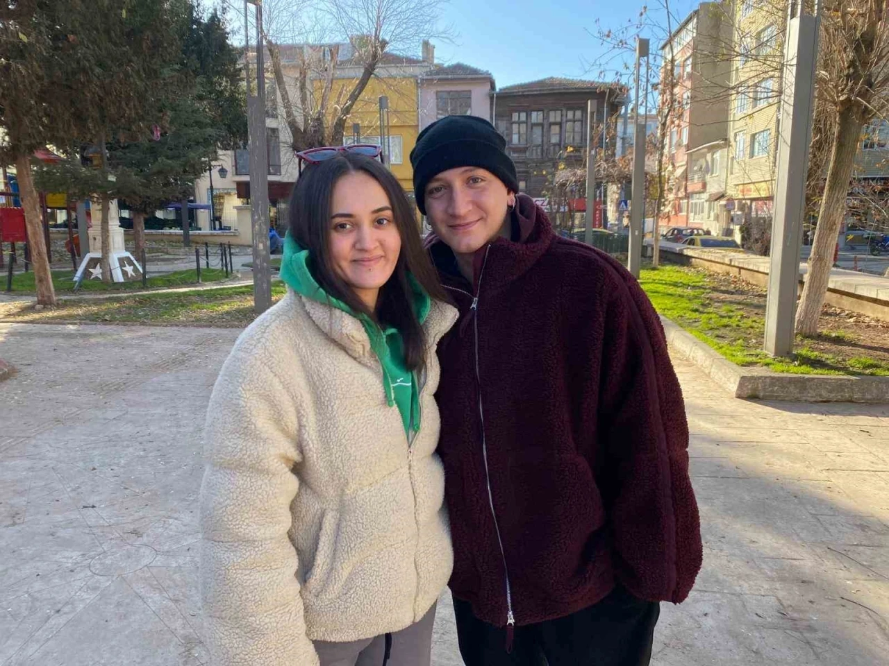 Edirne&rsquo;de kanseri yenen gen&ccedil; mimarı, vatandaşlar trafikte korna &ccedil;alarak kutladı
