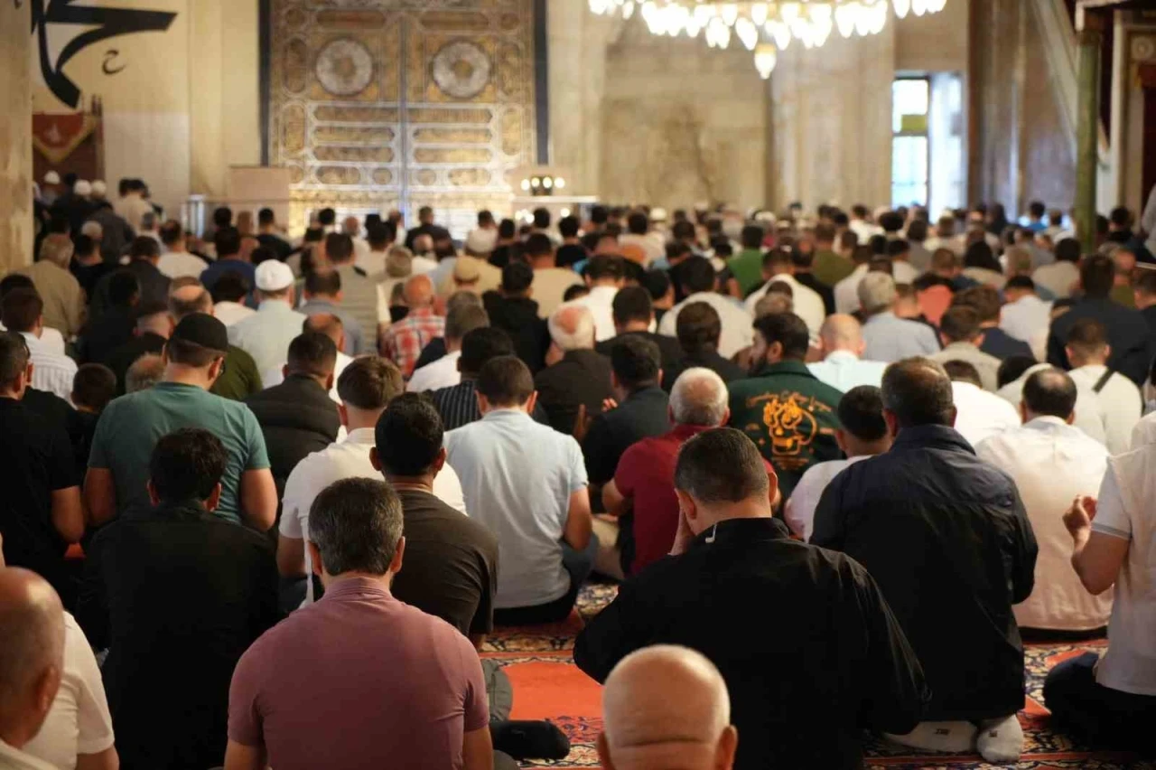 Edirne’de Kurban Bayramı namazı coşkusu
