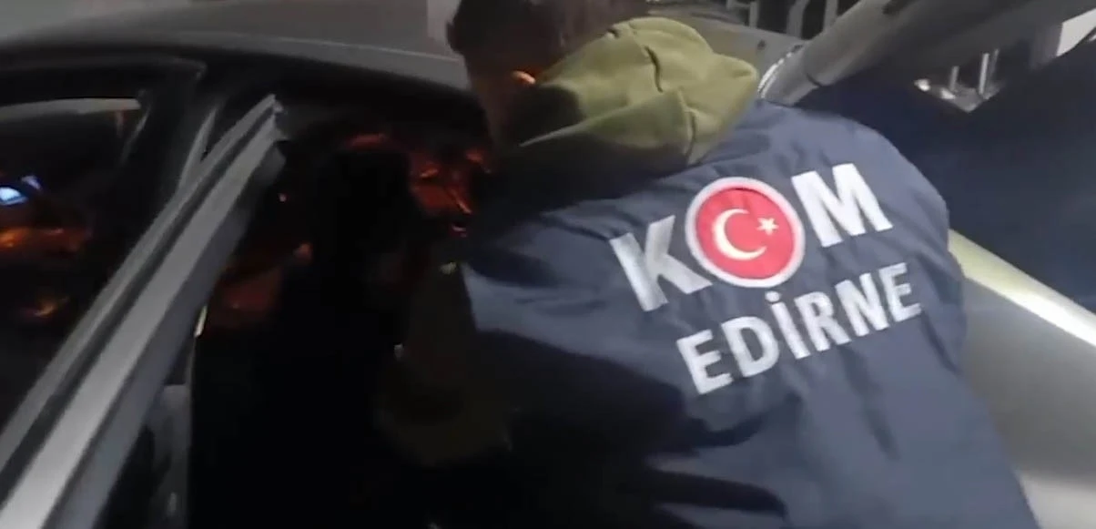 Edirne&rsquo;de milyonluk ka&ccedil;ak &uuml;r&uuml;nler polis operasyonuyla yakalandı
