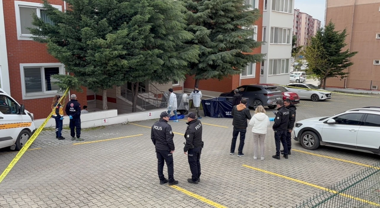 Edirne&rsquo;de ş&uuml;pheli &ouml;l&uuml;m: 45 yaşındaki eski avukat hayatını kaybetti

