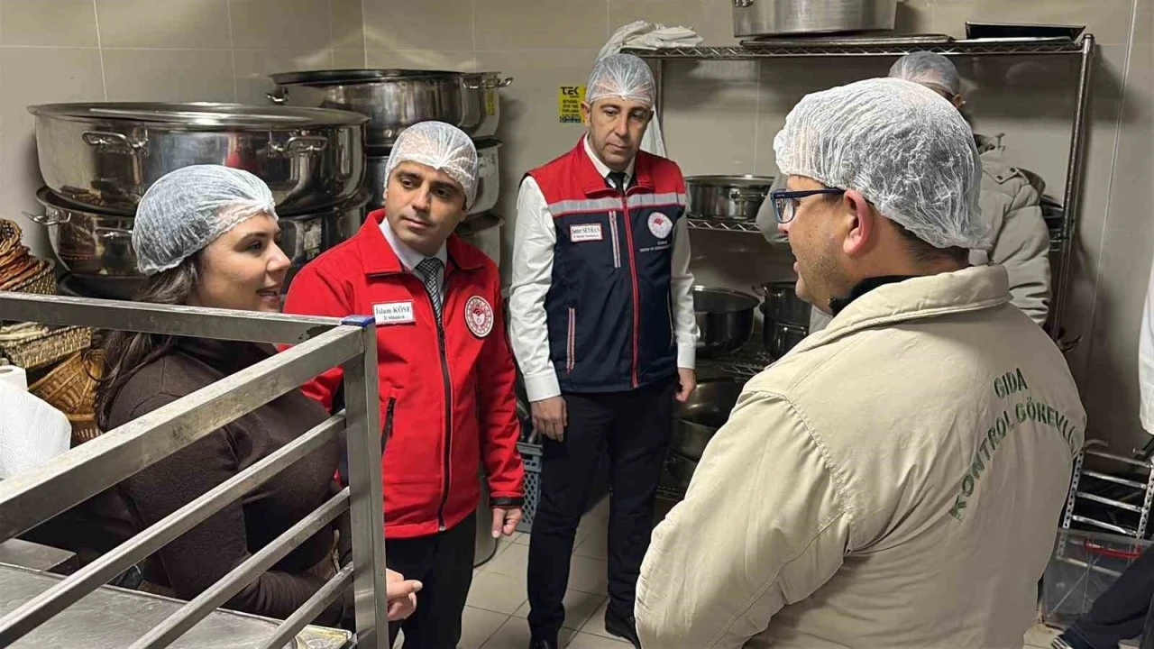 Edirne&rsquo;de yapılan 8 bin gıda denetiminde 5 milyon lira ceza
