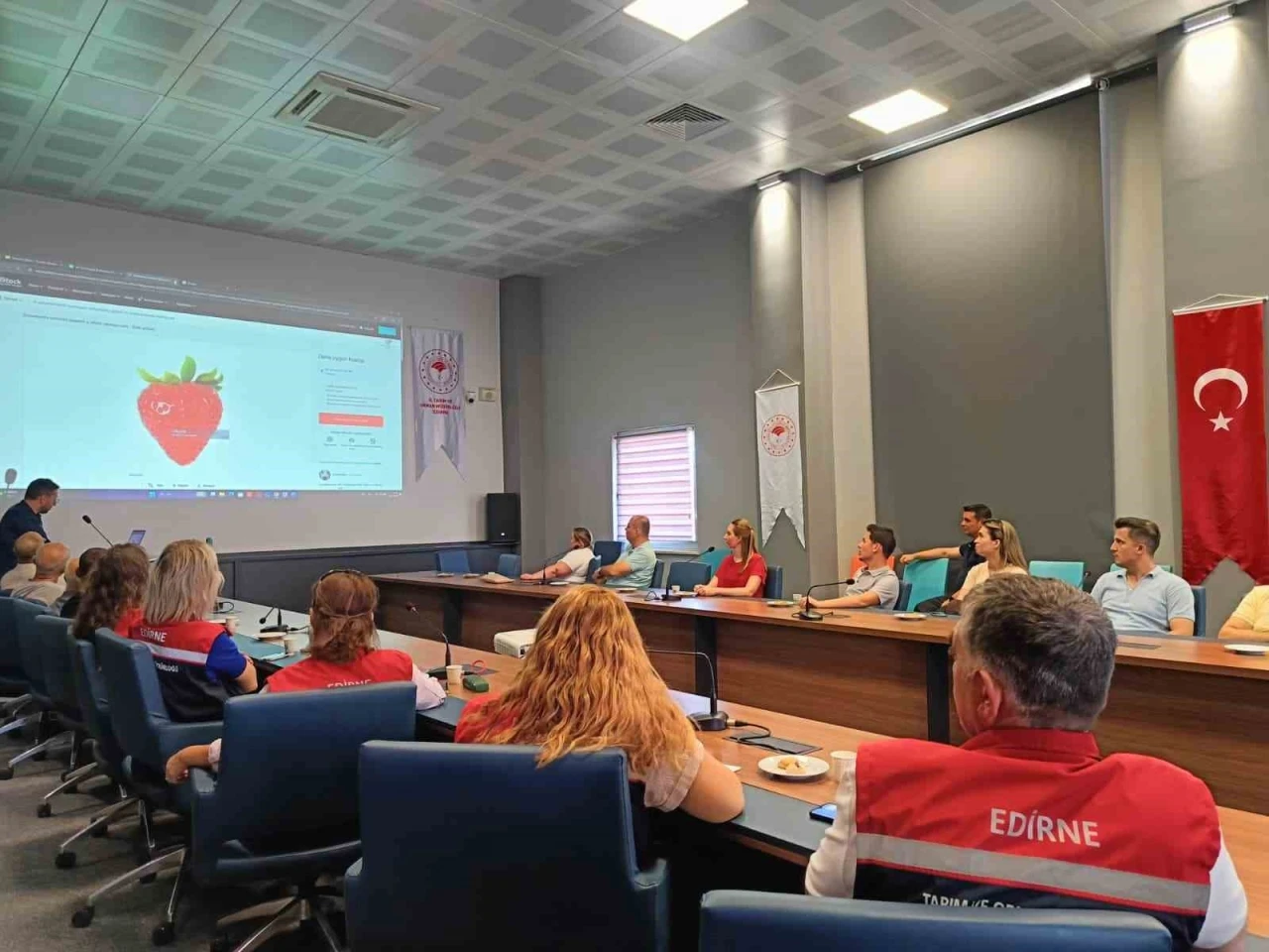 Edirneli sera &uuml;reticileri dijital pazara hazırlanıyor
