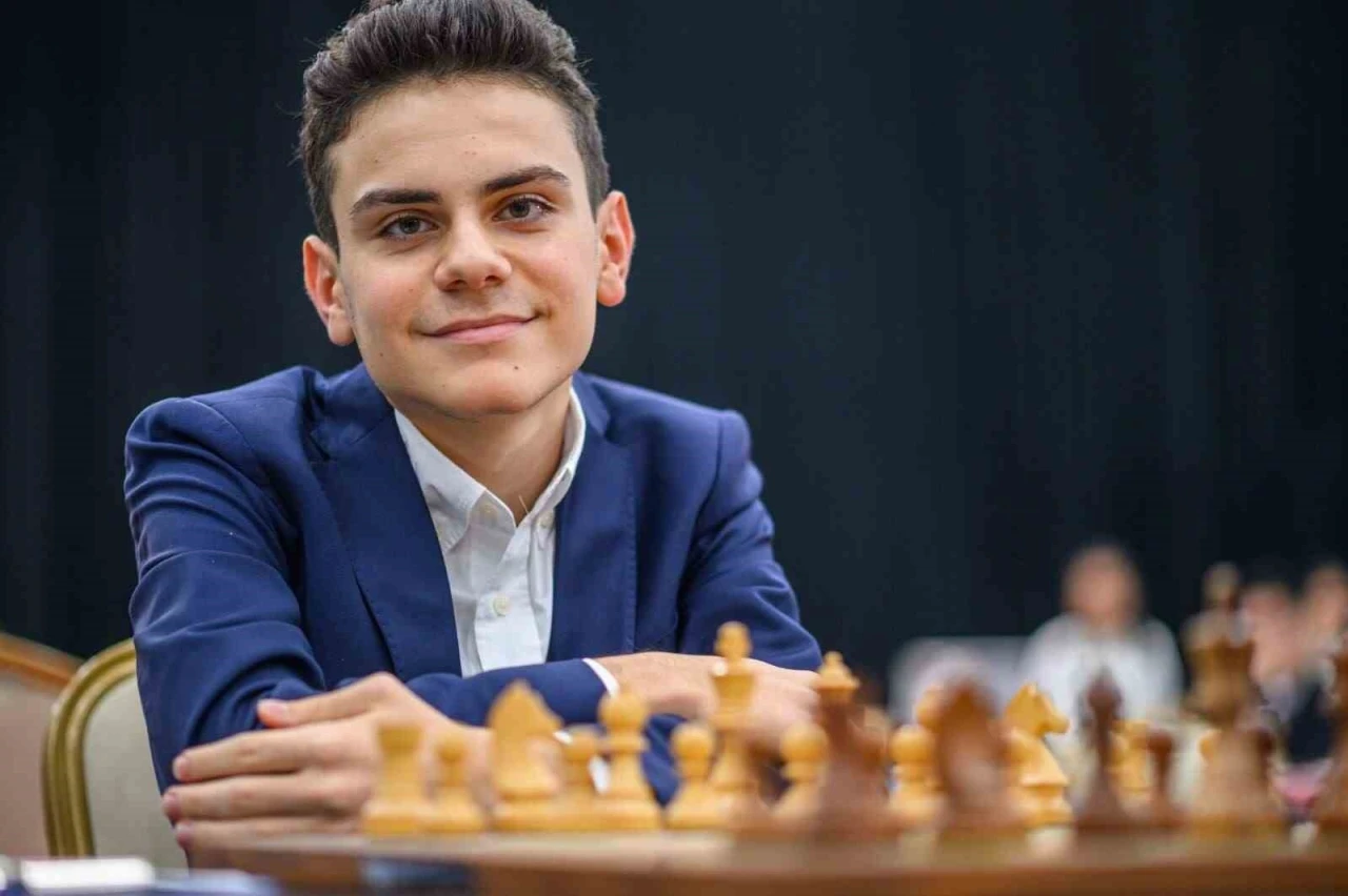 Ediz Gürel, dünya şampiyonu Gukesh’i mağlup etti
