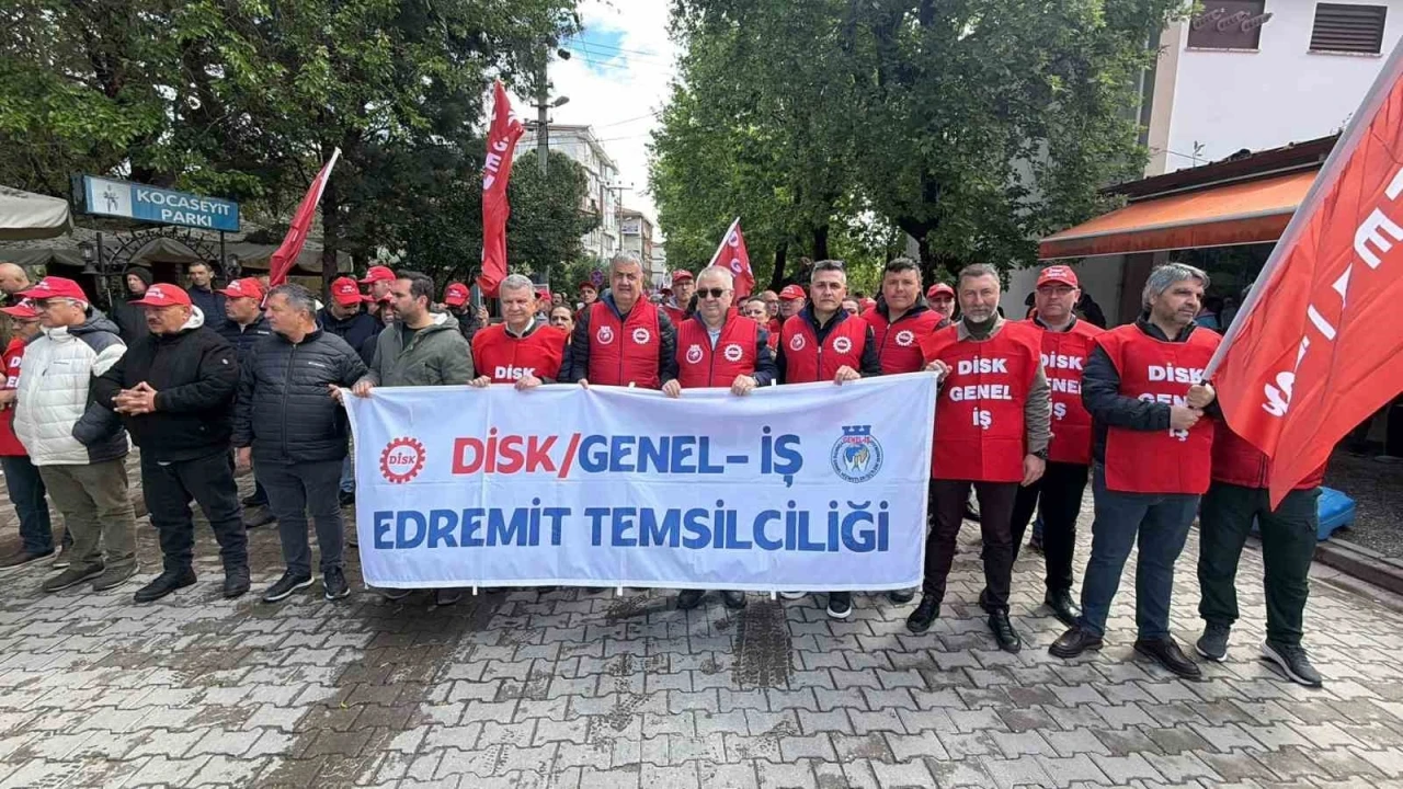 Edremit&rsquo;te 1 Mayıs kutlandı

