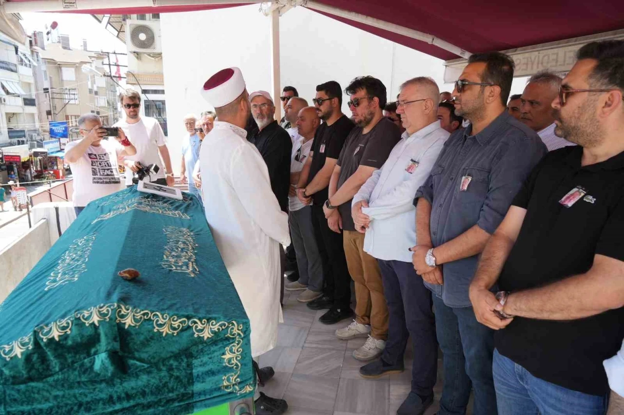 Edremit turizminin öncülerinden Adem Kuşçuoğlu hayatını kaybetti
