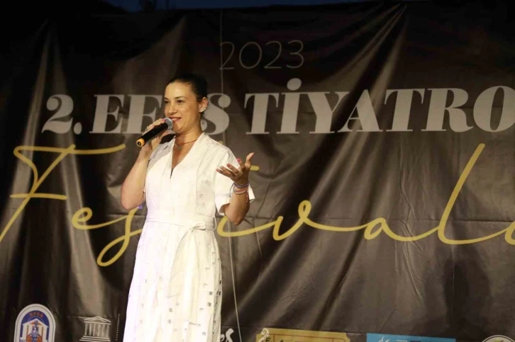 Efes Tiyatro Festivali başladı
