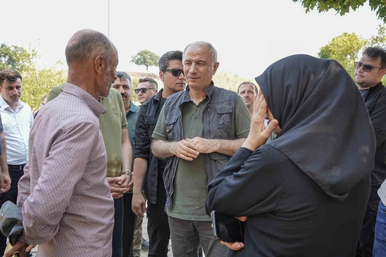 Efkan Ala: &quot;Resmi açıklamalar dışında sosyal medyada yayılan bilgilere itibar etmeyin&quot;
