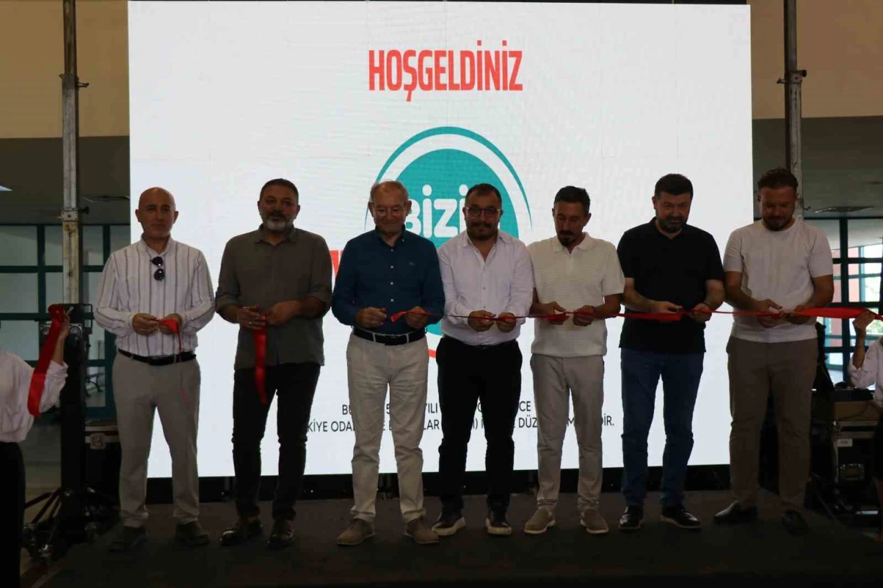 Ege’nin en kapsamlı ve konserli ilk otomotiv fuarı Denizli’de ziyarete açıldı

