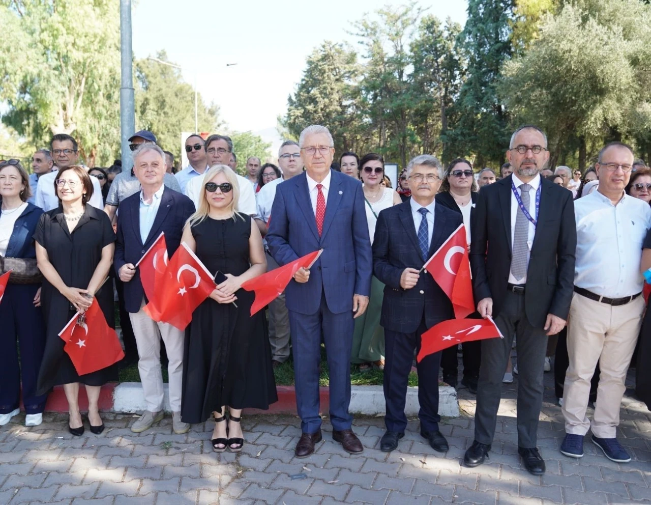 Ege Üniversitesi 15 Temmuz’da bir kez daha tek yürek oldu
