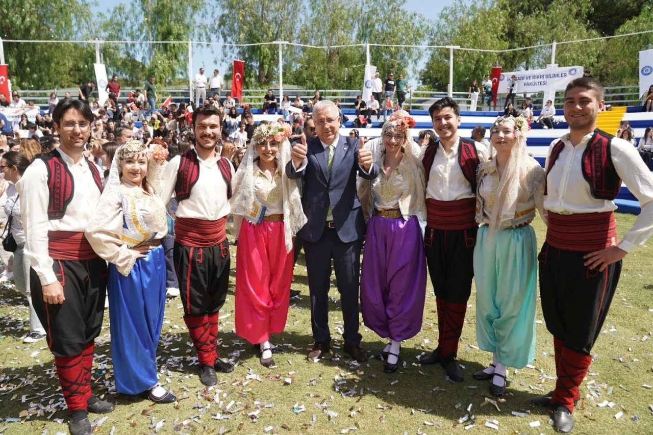 Ege Üniversitesi 44. Kültür, Sanat ve Spor Şenliği başladı

