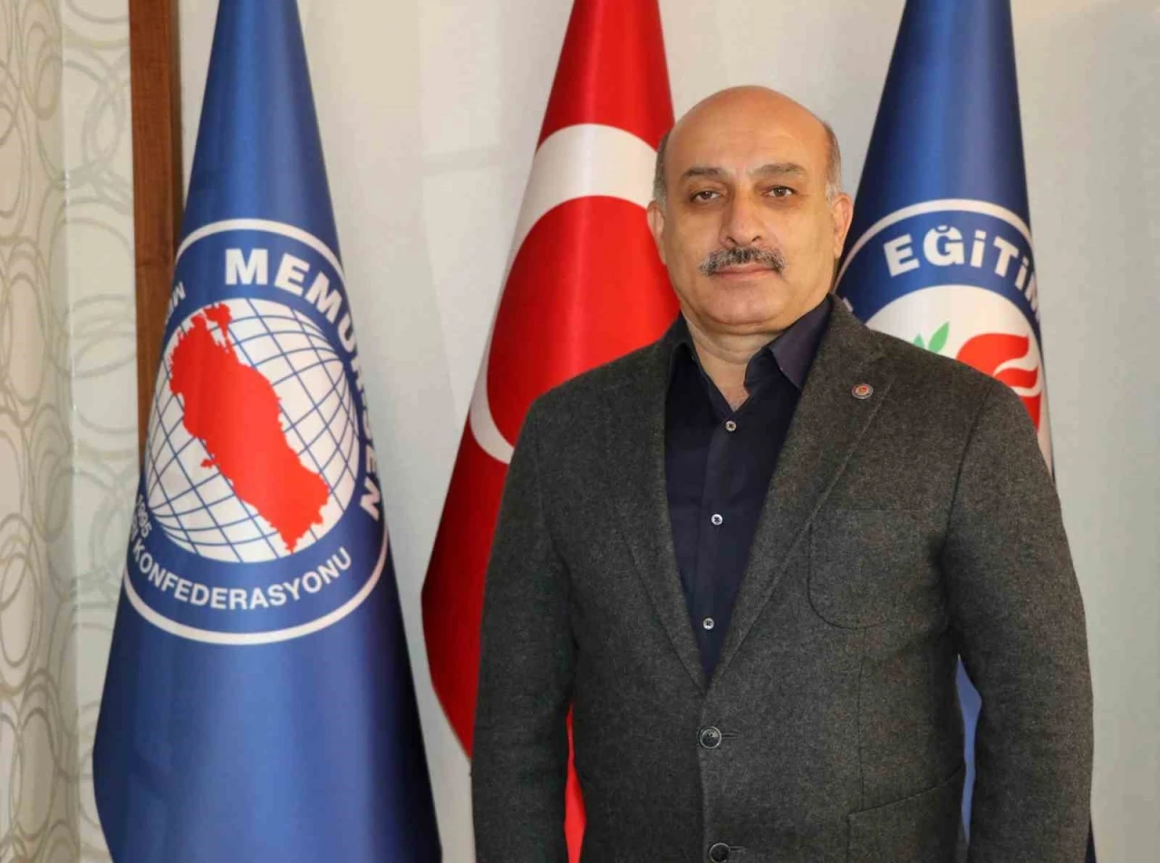 Eğitim-Bir-Sen Adana Şube Başkanı Sarıge&ccedil;ili: "Yaz tatilini iyi değerlendirelim"
