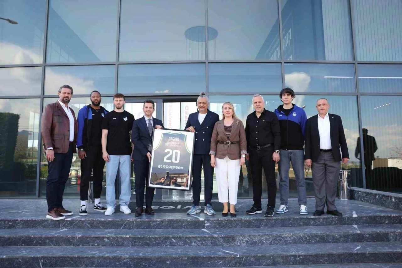 Eğitime Destek Ma&ccedil;ı yarın PA&Uuml; Arena&rsquo;da oynanacak
