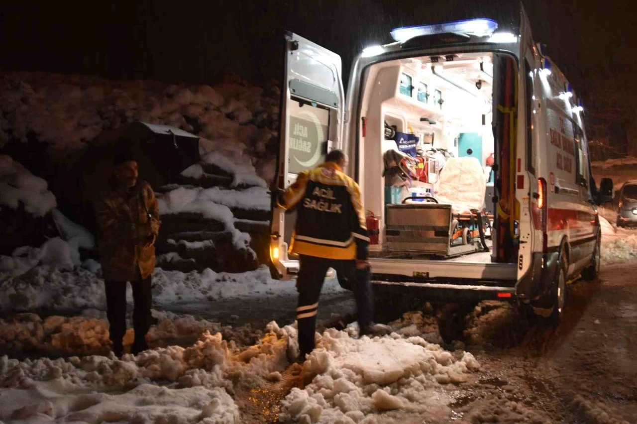 Ekipler 7 aylık bebek i&ccedil;in seferber oldu
