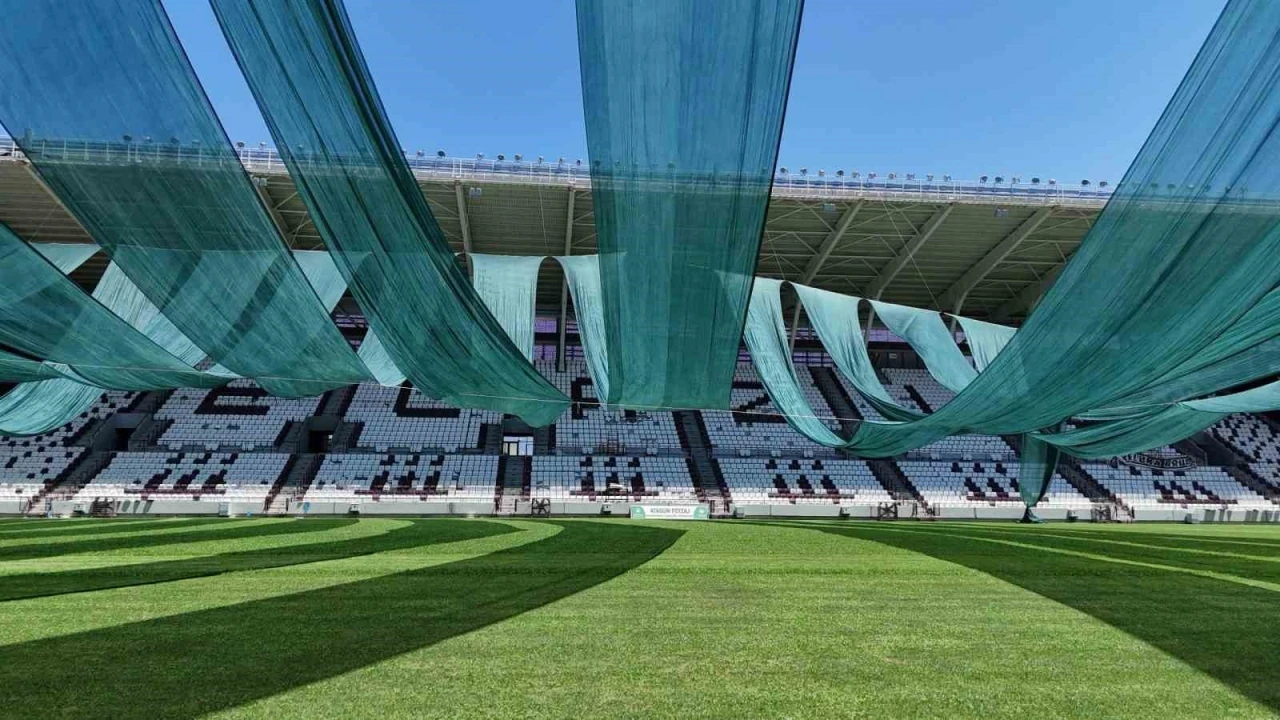 Elazığ Atatürk Stadyumunda ilkler deneniyor

