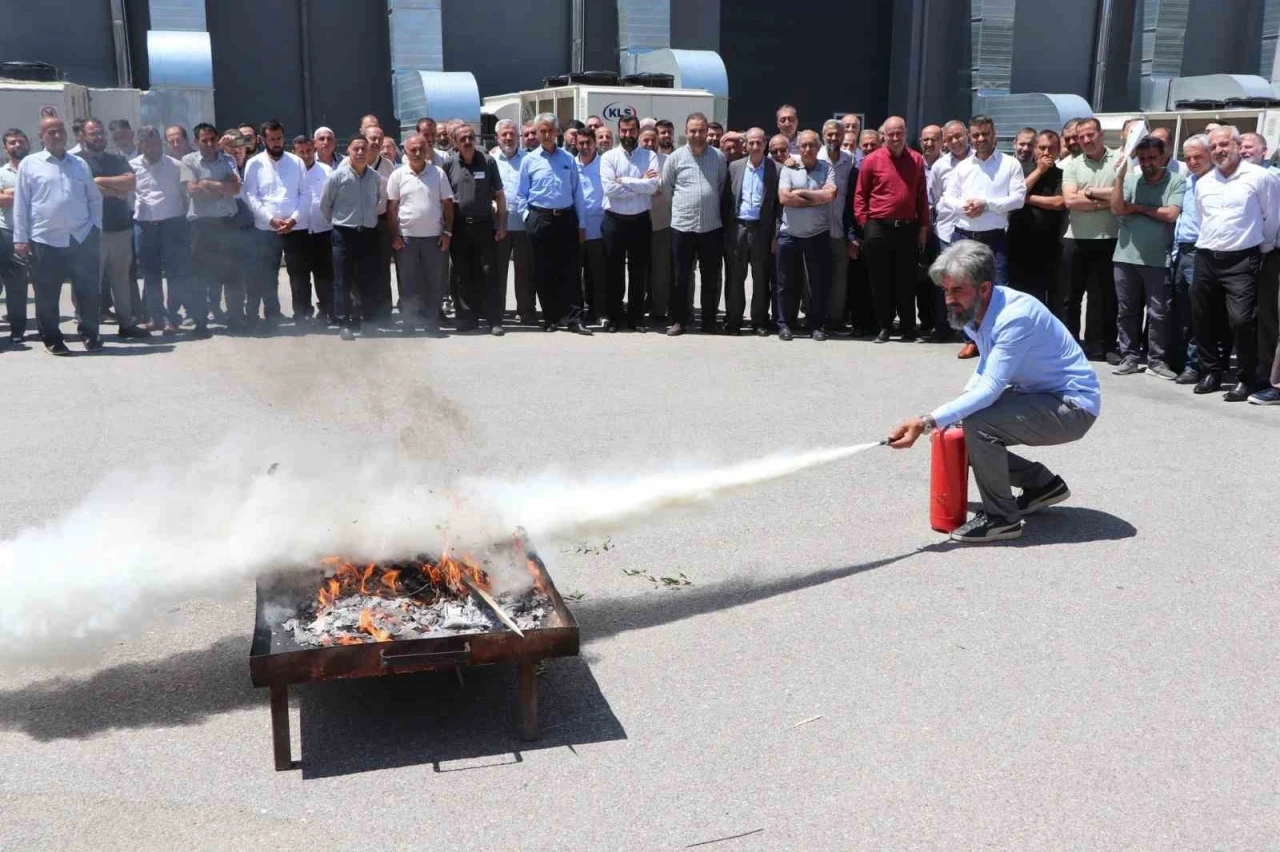 Elazığ’da ’Afete Dirençli Toplum’ semineri
