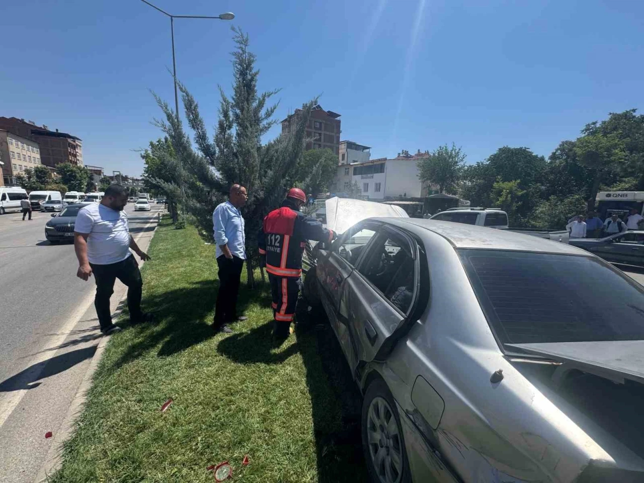 Elazığ&rsquo;da beton mikseriyle otomobil &ccedil;arpıştı: 3 yaralı
