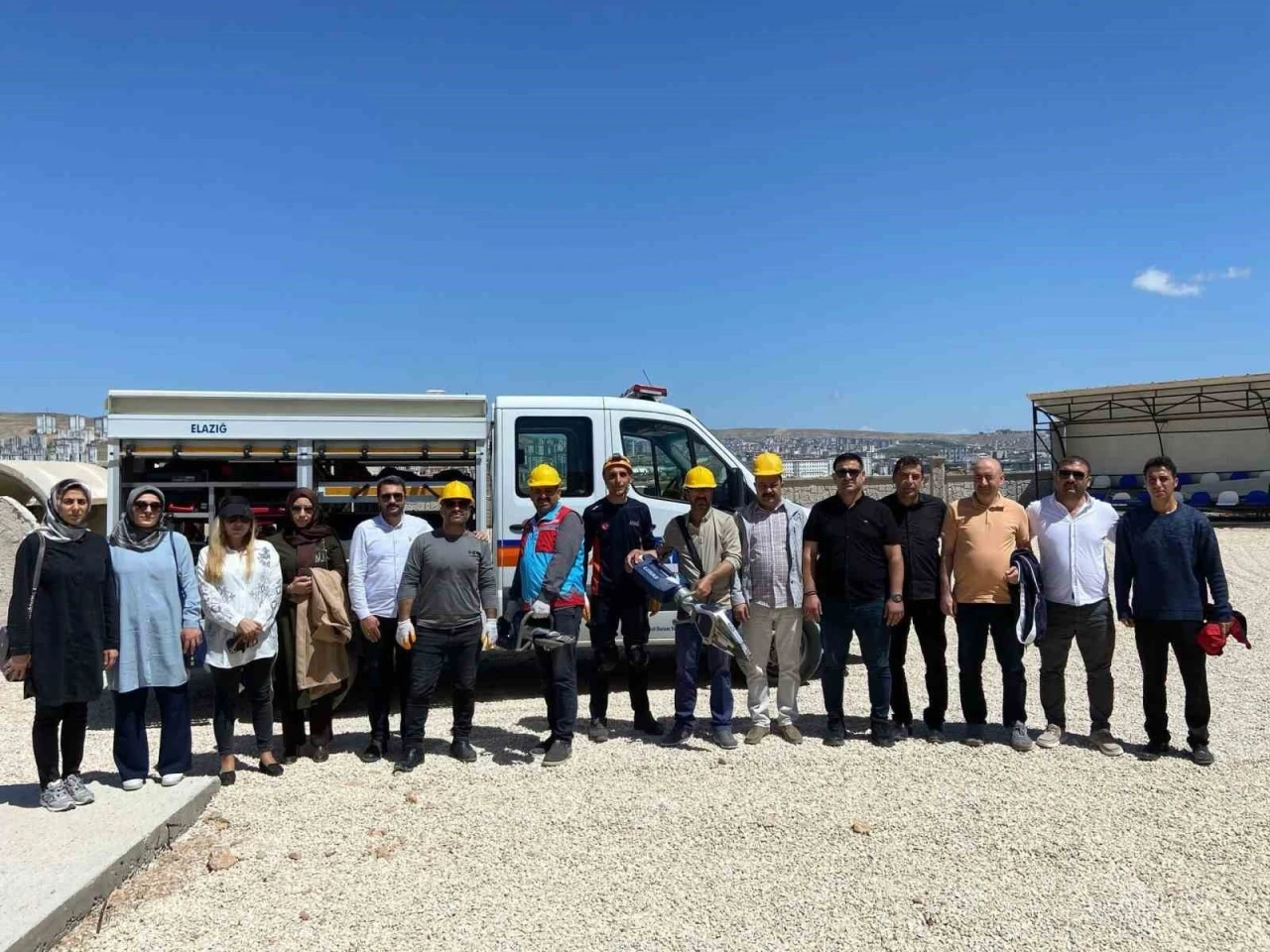 Elazığ’da enkazda arama ve kurtarma eğitimi sürüyor
