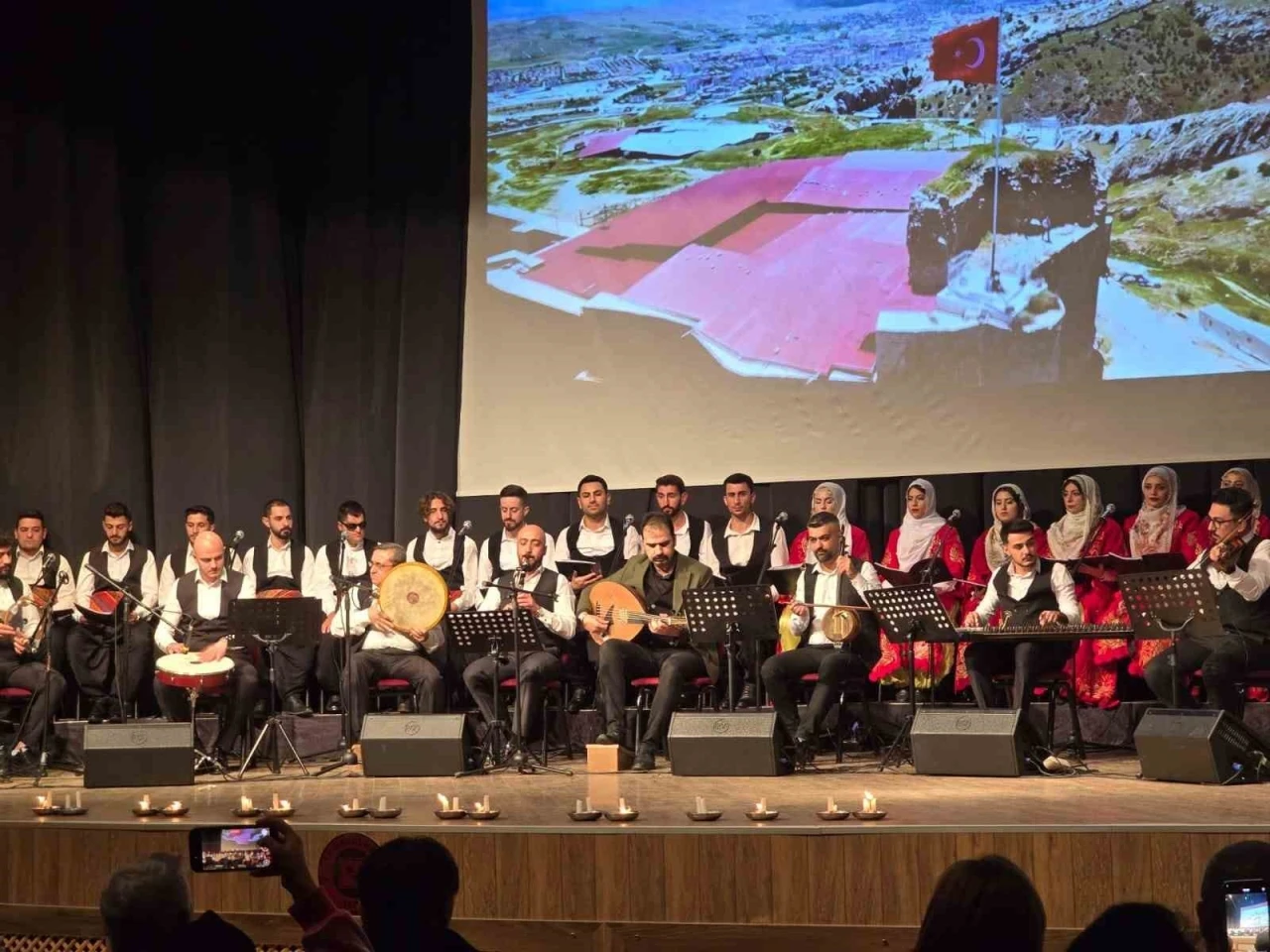 Elazığ&rsquo;da Harput M&uuml;ziği Konseri mest etti
