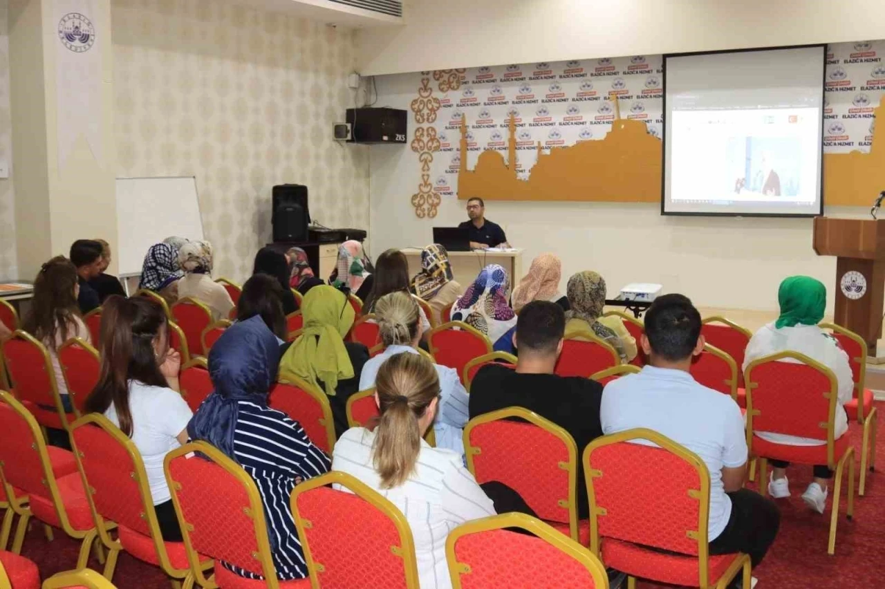 Elazığ&rsquo;da &lsquo;Kadına y&ouml;nelik şiddetle m&uuml;cadele&rsquo; semineri verildi

