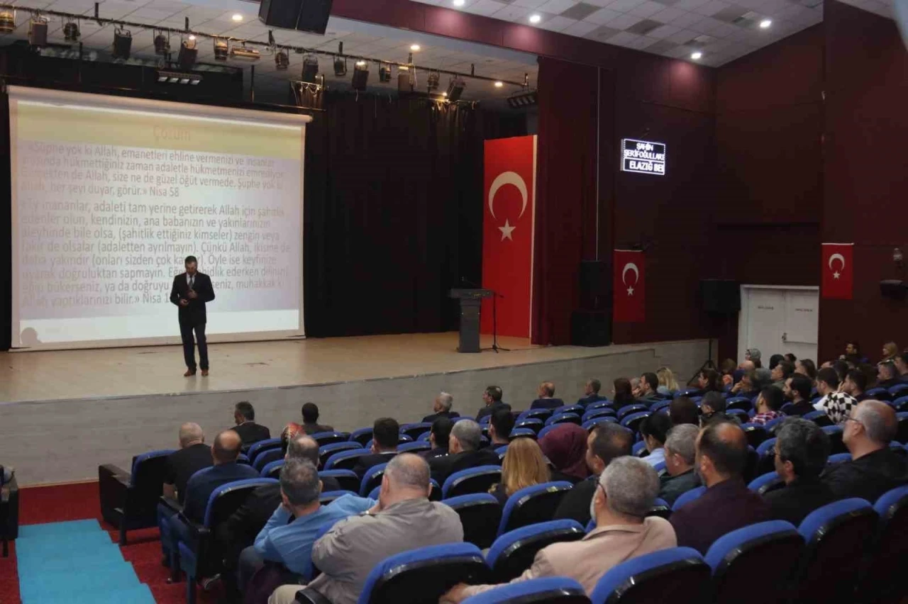 Elazığ’da ’Kamu Etik Kuralları Eğitimi’ konulu seminer düzenlendi
