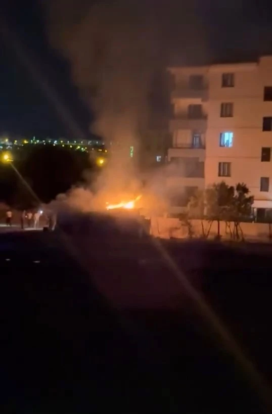 Elazığ’da kümes yangını

