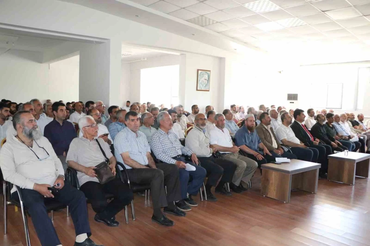 Elazığ&rsquo;da Kur&rsquo;an kursu &ouml;ğreticileri ve din g&ouml;revlilerine eğitim
