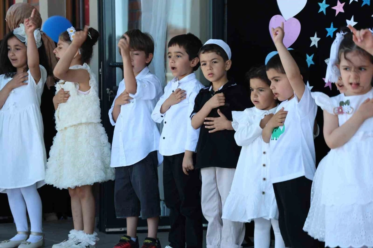 Elazığ&rsquo;da Mescidi Aksa Kur&rsquo;an Kursu&rsquo;nda, 200 &ouml;ğrenci eğitimini tamamladı
