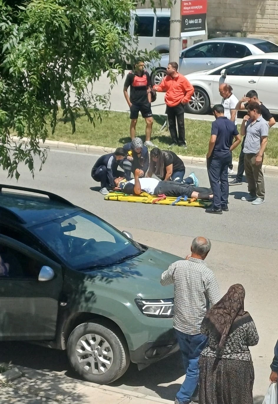 Elazığ&rsquo;da motosiklet devrildi: 1 yaralı
