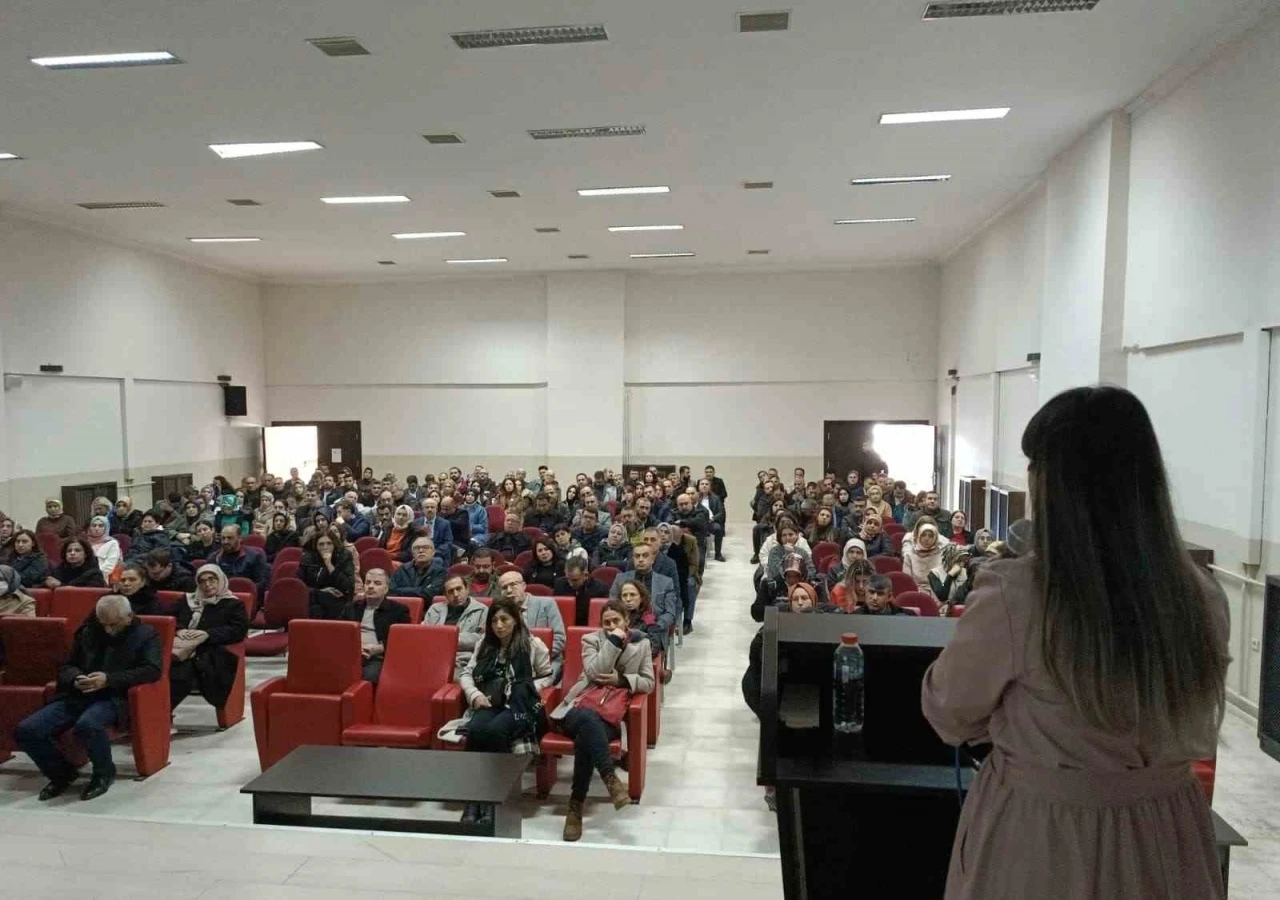 Elazığ’da öğretmenlere diyabet eğitimi
