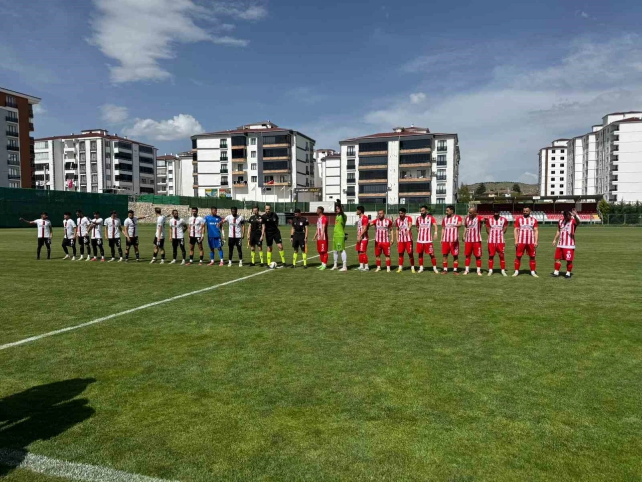Elazığ’da Siverek Belediyespor penaltılarla turladı
