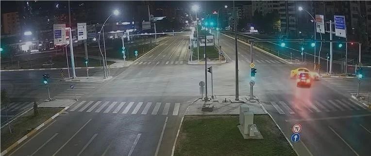 Elazığ’da taksiyle otomobil çarpıştı: 2 yaralı
