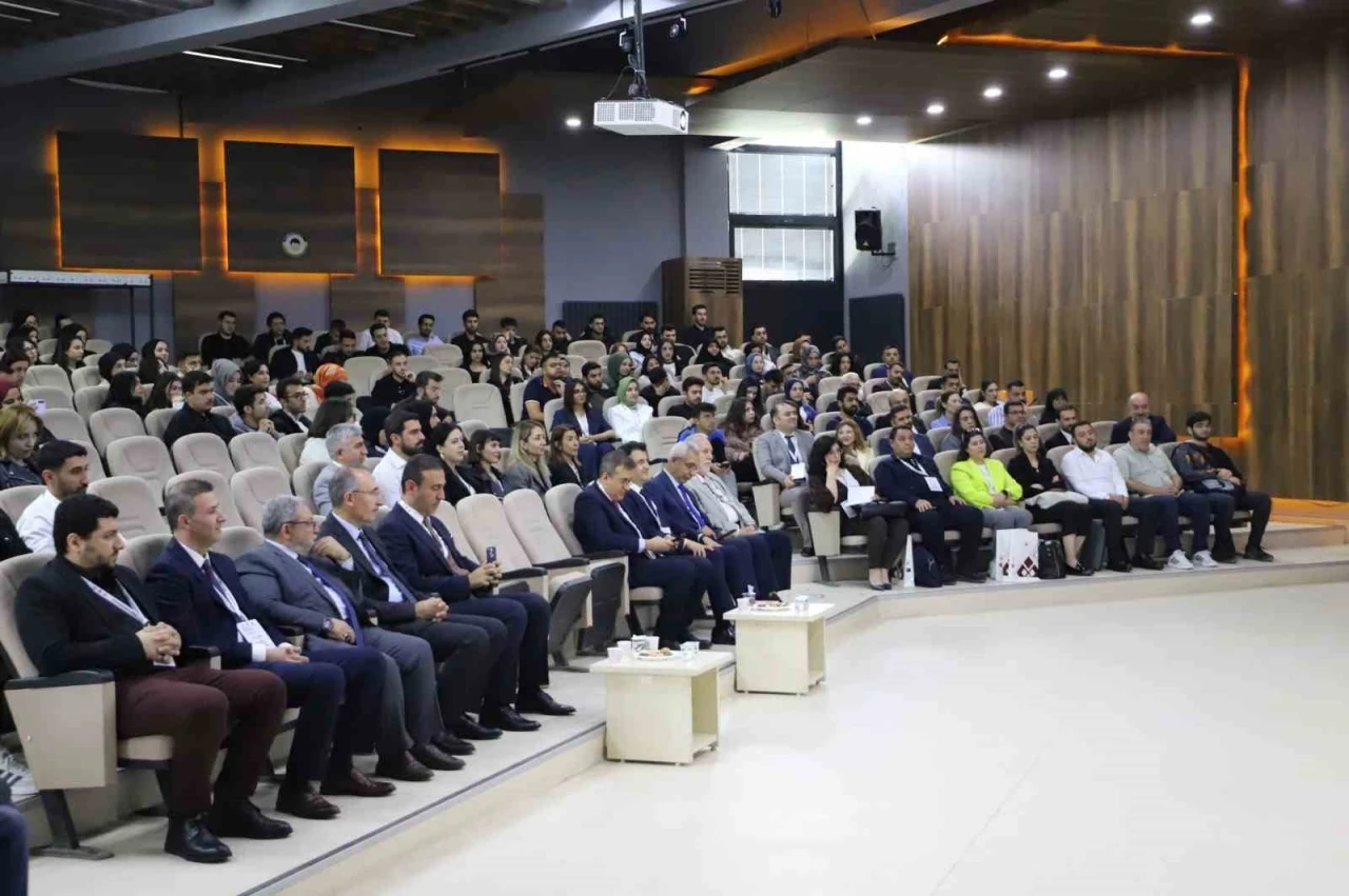 Elazığ’da Uluslararası Ekonomi Finans ve İşletme Kongresi
