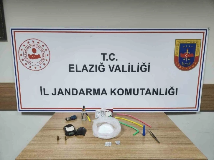 Elazığ&rsquo;da uyuşturucu taciri tutuklandı
