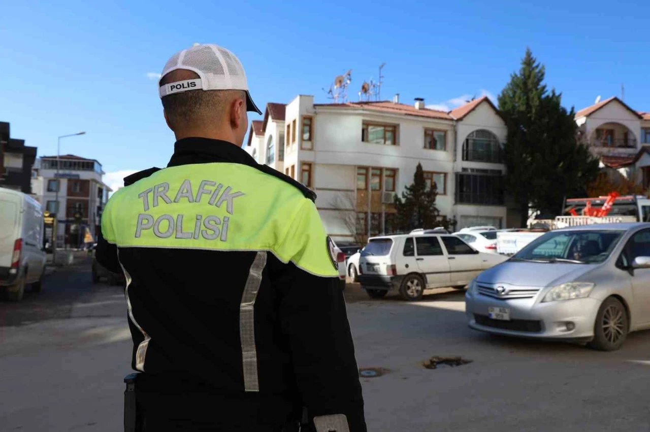 Elazığ’da yoğun bölgelerde trafik denetimi
