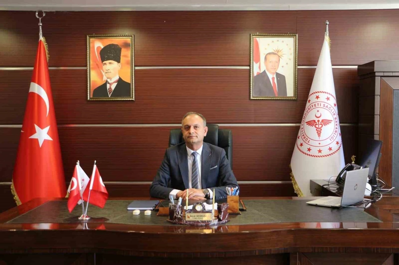 Elazığ İl Sağlık Müdürü Dr. Gecekuşu, &quot;Uzun süre güneş altında korunmasız kalınmamalıdır&quot;
