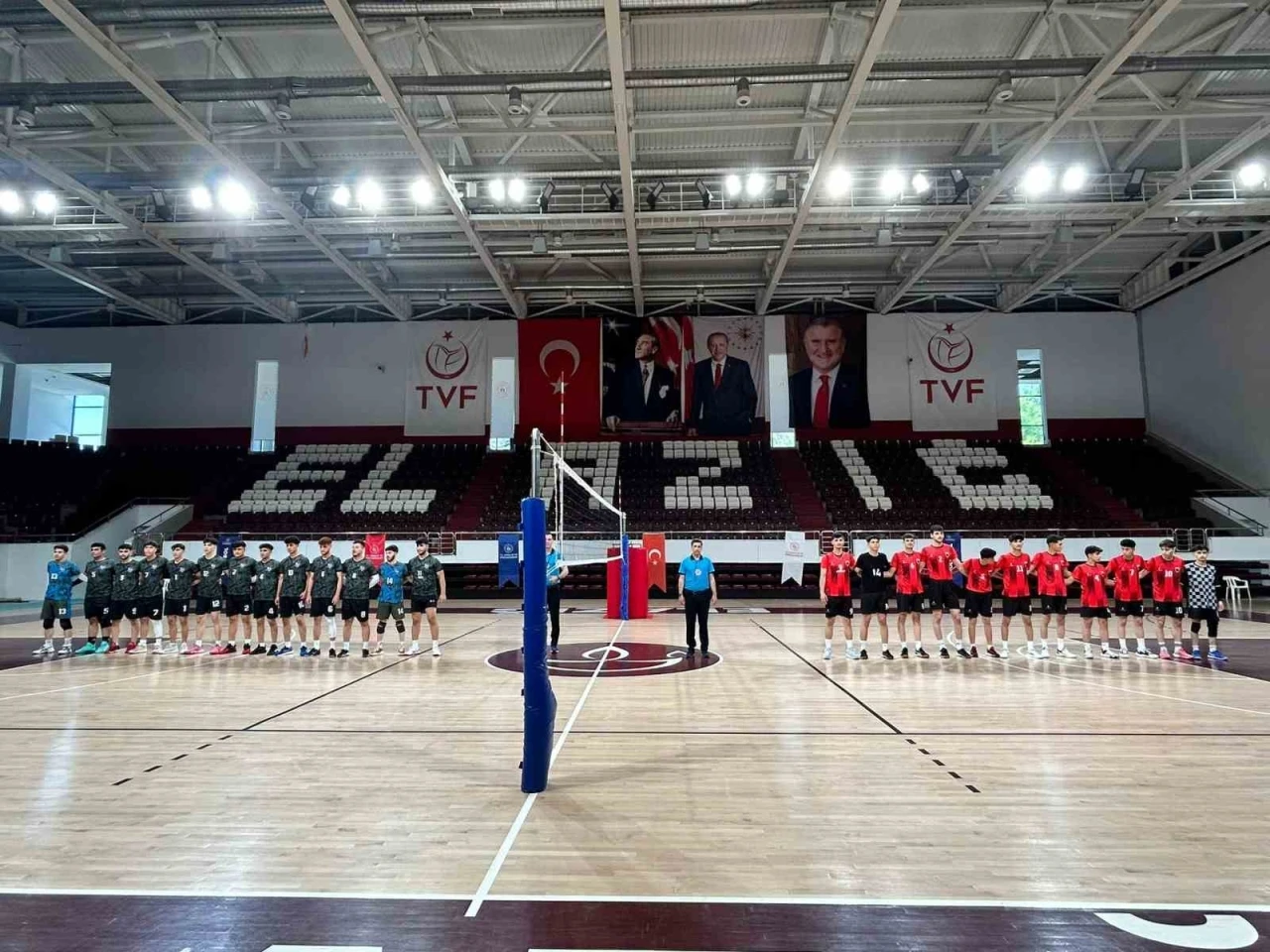 Elazığ, Türkiye voleybol yarı finallerine ev sahipliği yaptı
