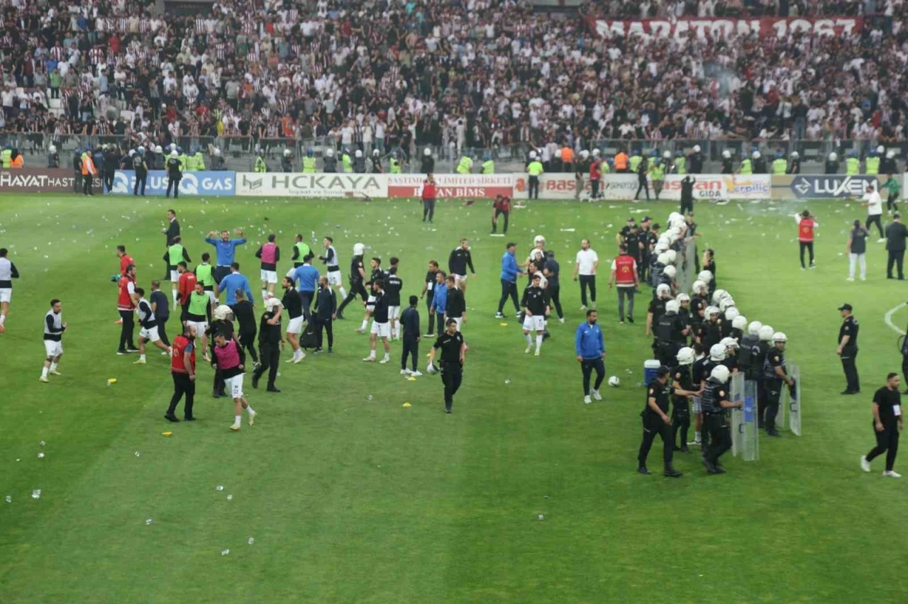 Elazığspor ve Vanspor, Disiplin Kurulu’na sevk edildi
