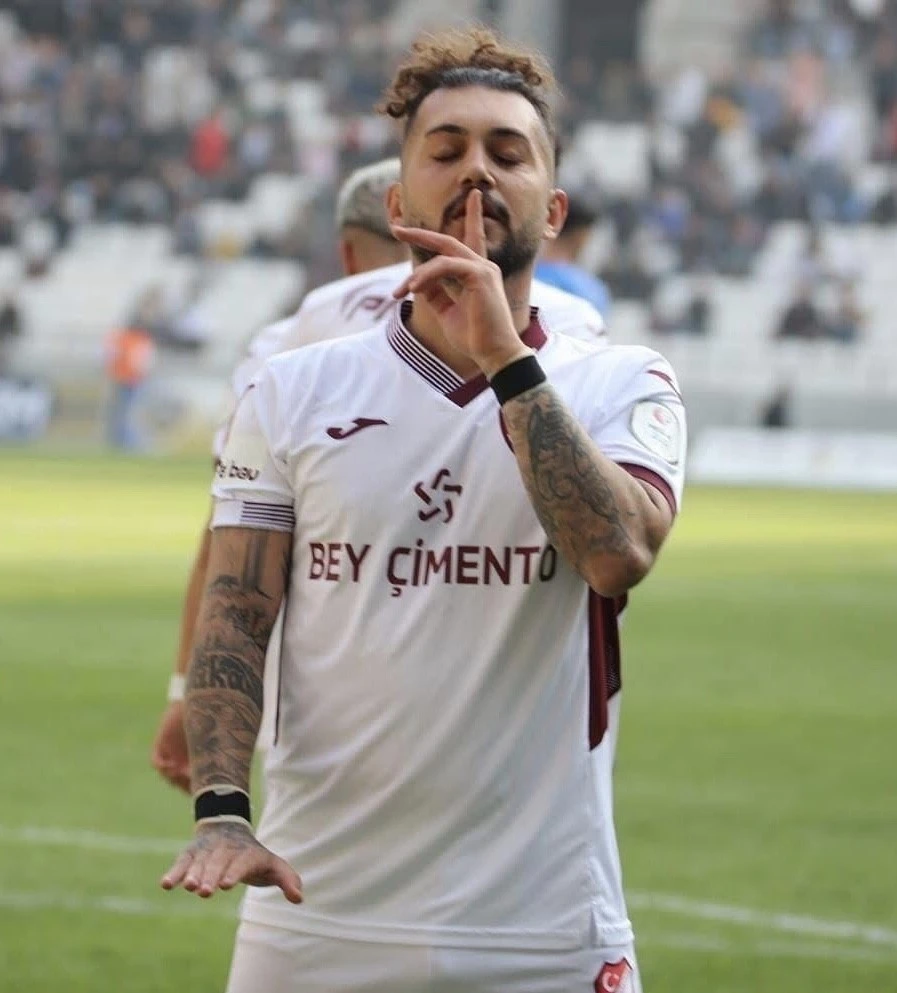 Elazığsporlu Beykan Şimşek’in cezası 3 maça düşürüldü
