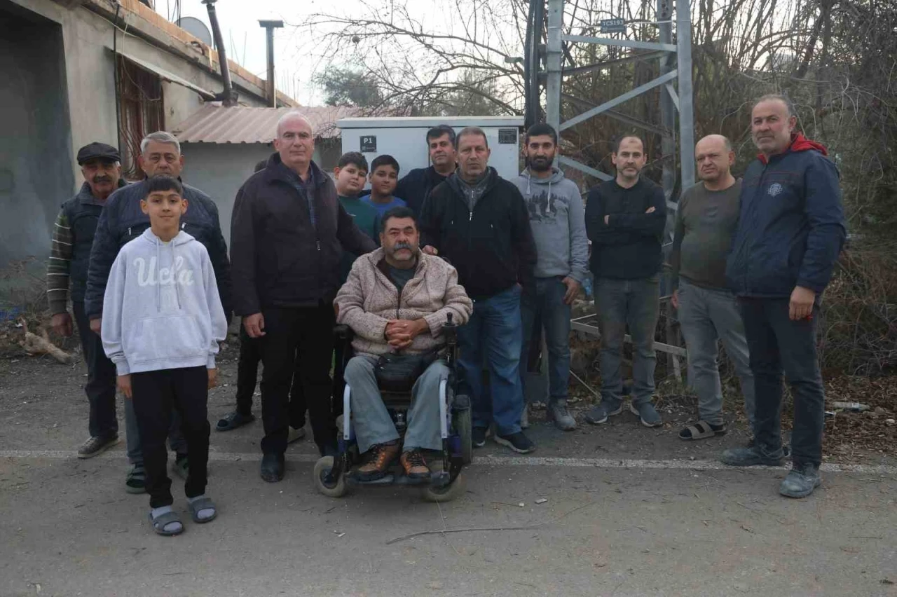 Elektrik tellerinin bomba gibi patladığı anlar vatandaşları tedirgin etti
